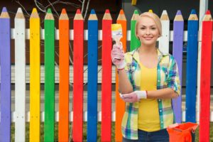 5 Stunning Fence Painting Themes to Inspire Your Beautiful Backyard